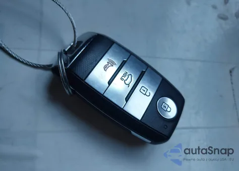 2019 Kia Niro Plug-In Hybrid Lx z USA, uszkodzony, nr VIN KNDCM3LD7K5299395